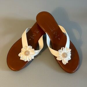 Italian Shoemakers White Leather Suede Flower with Rhinestones Sandals Size 8